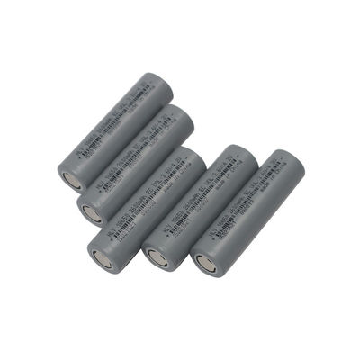 इलेक्ट्रिक वाहनों के लिए हाई पावर 2600mah 3.6v रिचार्जेबल लिथियम आयन बैटरी सेल