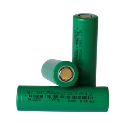 तेज टॉर्च के लिए उच्च दर 3C रिचार्जेबल 3.7v 18650 बैटरी 2500mah