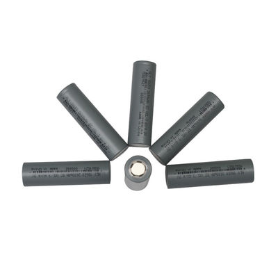 500 चक्र रिचार्जेबल 2600mah 18650 बैटरी सौर सेल लिथियम आयन बैटरी 3.6v