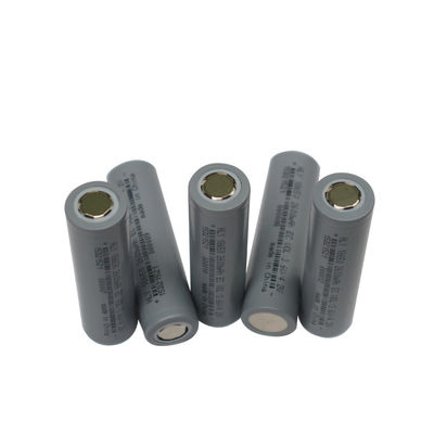 बेलनाकार 18650 3.6 वी 2600mah लिथियम बैटरी रिचार्जेबल उच्च सुरक्षा