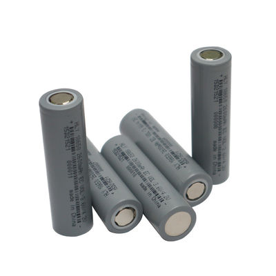 ऊर्जा भंडारण के लिए हाई पावर सेल 3.6 वोल्ट ली आयन 2600mah 18650 बैटरी